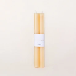 Rowan Clothing Co. Homecoming Beeswax Candle: Natural