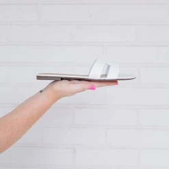 Rowan Clothing Co. Chinese Laundry Artist