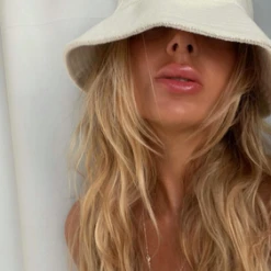 Rowan Clothing Co. Women's Lack Of Color Wave Bucket: Beige Terry