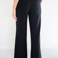 Rowan Clothing Co. Priv Luxe Gaucho Wide Leg Crop Women's 10 Rowan Clothing Co. Priv Luxe Gaucho Wide Leg Crop Women's