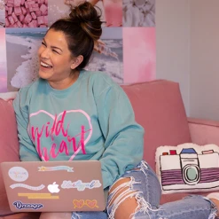 Rowan Clothing Co. Lady Getz Wild Heart Crew Women's